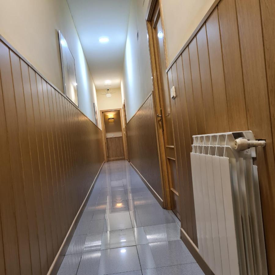 Hostal Oporto Madrid Exterior foto